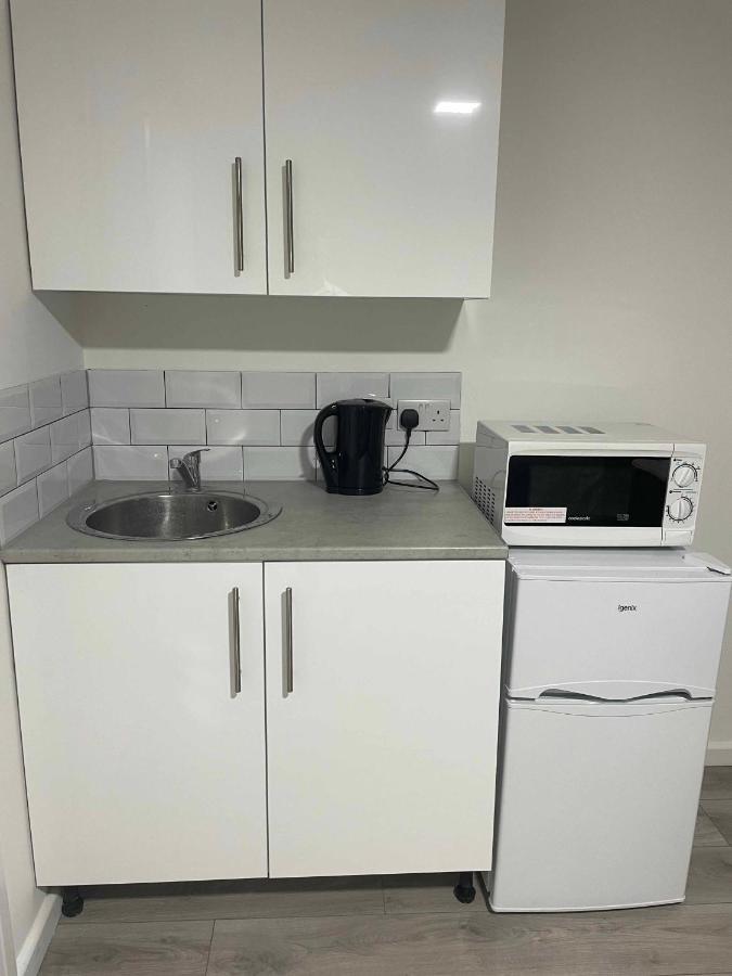 Studio Flat Private Bathroom Wc And Kitchenette لندن المظهر الخارجي الصورة